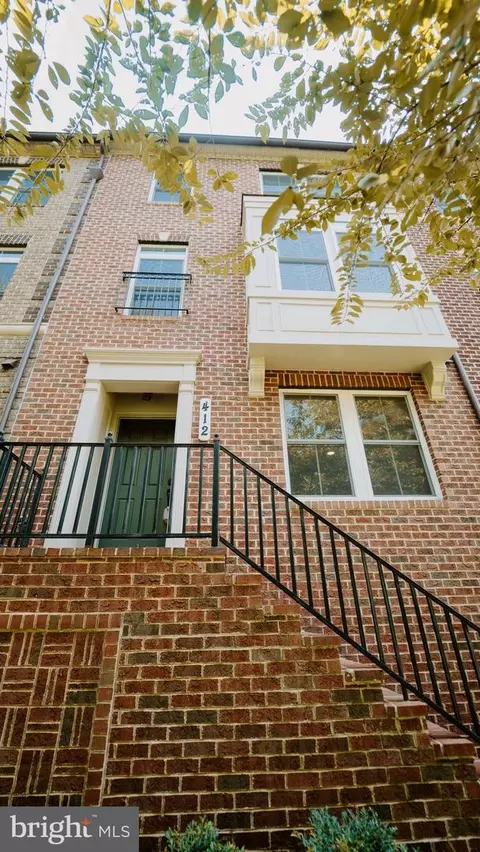 412 Hackberry Pl, Gaithersburg, MD 20878 photo 3