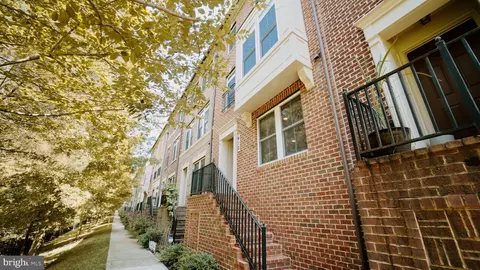 412 Hackberry Pl, Gaithersburg, MD 20878