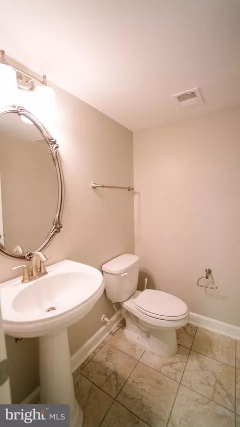 412 Hackberry Pl, Gaithersburg, MD 20878 photo 8