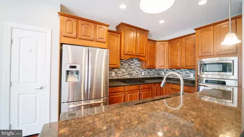 412 Hackberry Pl, Gaithersburg, MD 20878 photo 14
