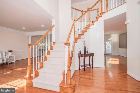 22013 Knoll Crest Ct, Boyds, MD 20841 photo 5