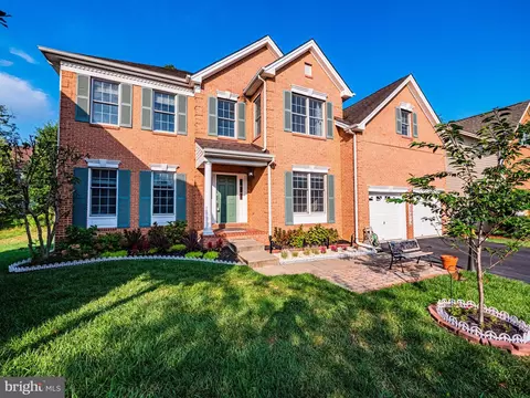 22013 Knoll Crest Ct, Boyds, MD 20841 photo 2