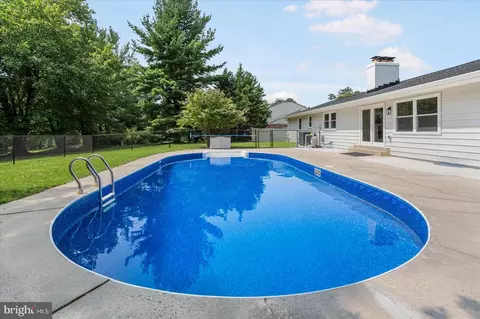 Exterior - 10104 Clearspring Rd, Damascus, MD 20872 photo 11 of 16