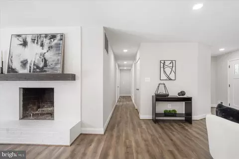 Entry Way - 10104 Clearspring Rd, Damascus, MD 20872 photo 1 of 4