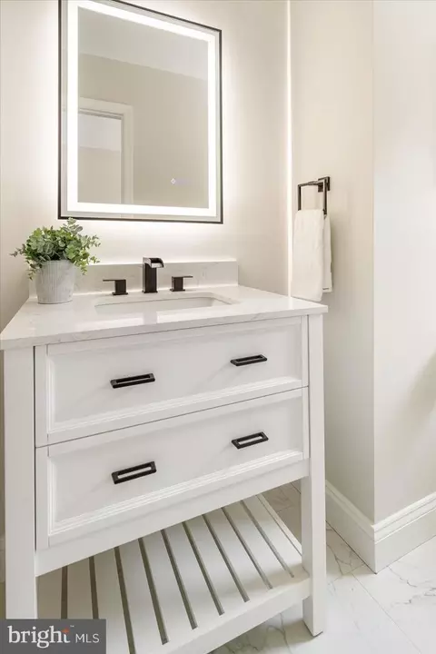 Bath - 10104 Clearspring Rd, Damascus, MD 20872 photo 1 of 6