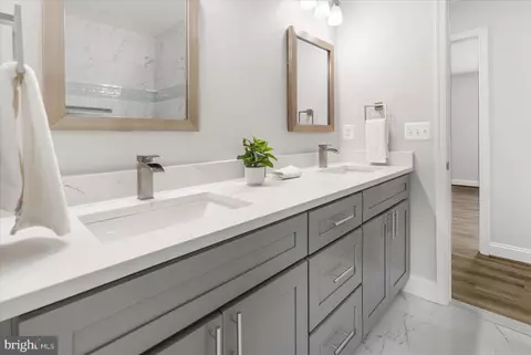 Bath - 10104 Clearspring Rd, Damascus, MD 20872 photo 2 of 6