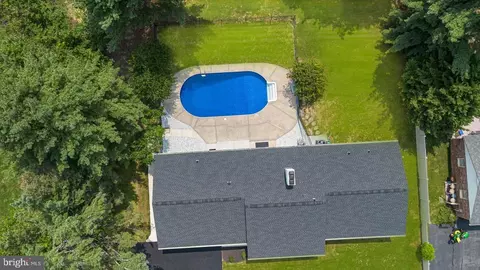 View/Area - 10104 Clearspring Rd, Damascus, MD 20872 photo 2 of 2