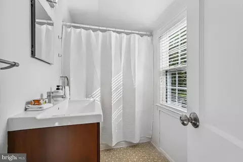 10113 Grant Ave, Silver Spring, MD 20910 photo 21