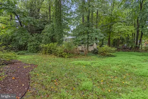Exterior - 12524 Meadowood Dr, Silver Spring, MD 20904 photo 4 of 6