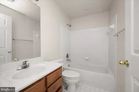 Bath - 18306 Bubbling Spring Ter, Boyds, MD 20841 photo 5 of 5