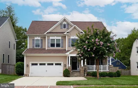 542 W Montgomery Ave, Rockville, MD 20850