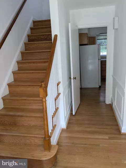 304 Mansfield Rd, Silver Spring, MD 20910 photo 9