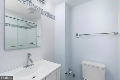 1909 August Dr, Silver Spring, MD 20902 photo 32