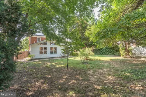 1909 August Dr, Silver Spring, MD 20902 photo 36