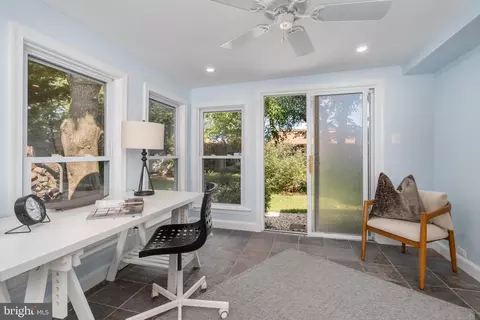 1909 August Dr, Silver Spring, MD 20902 photo 18
