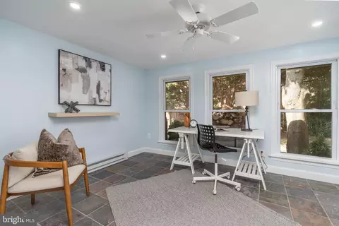 1909 August Dr, Silver Spring, MD 20902 photo 17