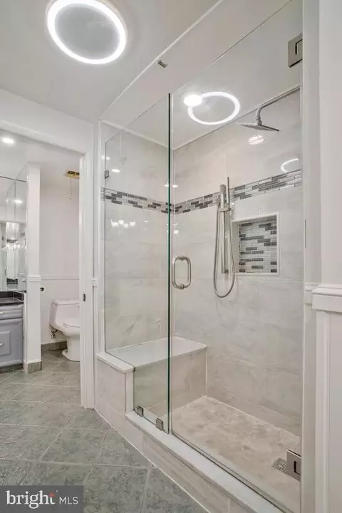 Bath - 3578 Gleneagles Dr #33-A, Silver Spring, MD 20906 photo 4 of 4