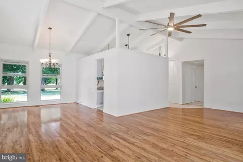 Entry Way - 3578 Gleneagles Dr #33-A, Silver Spring, MD 20906 photo 3 of 5