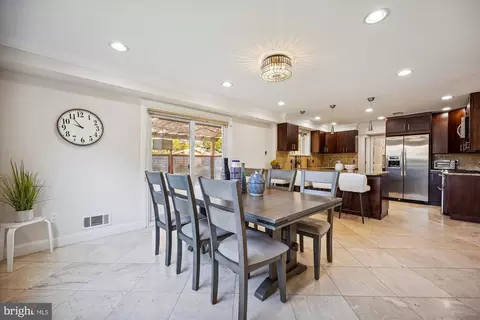 Dining - 800 Hillsboro Dr, Silver Spring, MD 20902 photo 1 of 1