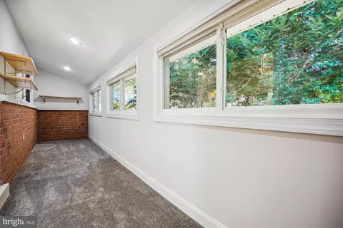 Entry Way - 800 Hillsboro Dr, Silver Spring, MD 20902 photo 2 of 5