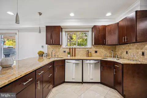 Kitchen - 800 Hillsboro Dr, Silver Spring, MD 20902 photo 3 of 3