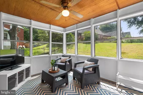 Exterior - 11702 Broadview Rd, Silver Spring, MD 20902 photo 2 of 4