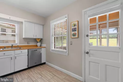 Entry Way - 11702 Broadview Rd, Silver Spring, MD 20902 photo 1 of 2