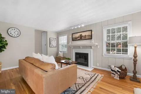Living - 11702 Broadview Rd, Silver Spring, MD 20902 photo 1 of 1