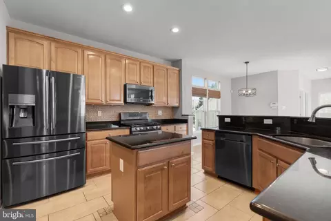 18409 Crestmount Rd, Boyds, MD 20841 photo 9