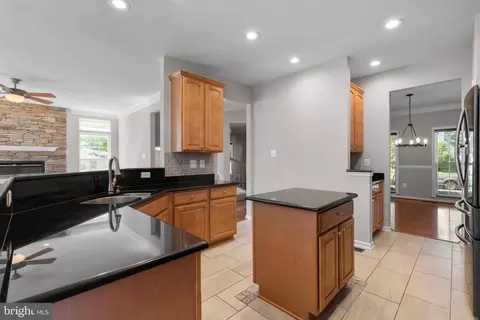 18409 Crestmount Rd, Boyds, MD 20841 photo 10