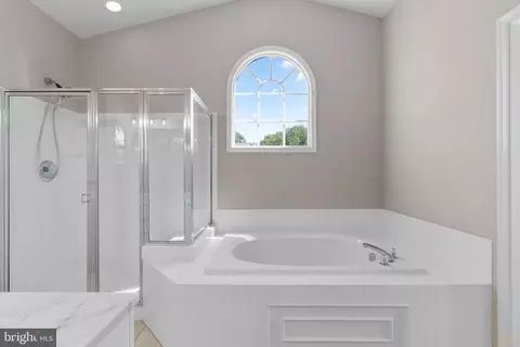 18409 Crestmount Rd, Boyds, MD 20841 photo 29
