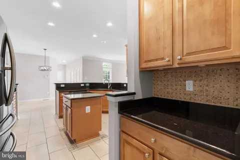18409 Crestmount Rd, Boyds, MD 20841 photo 7