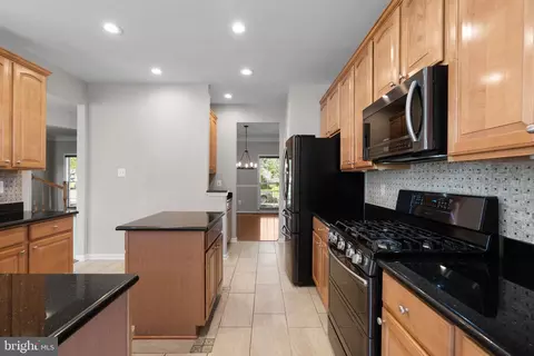 18409 Crestmount Rd, Boyds, MD 20841 photo 11