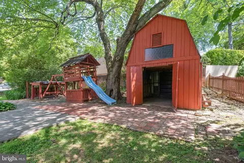 1012 Roswell Dr, Silver Spring, MD 20901 photo 23