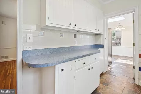 1012 Roswell Dr, Silver Spring, MD 20901 photo 9