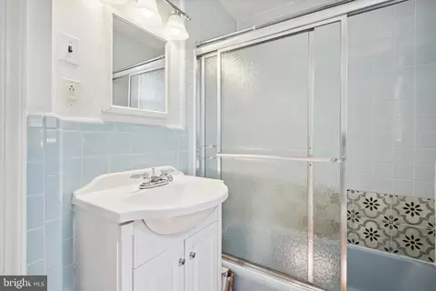 1012 Roswell Dr, Silver Spring, MD 20901 photo 18
