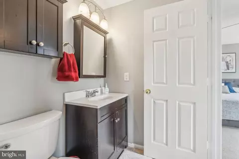 Bath - 3247 Saint Augustine Ct, Olney, MD 20832 photo 2 of 4