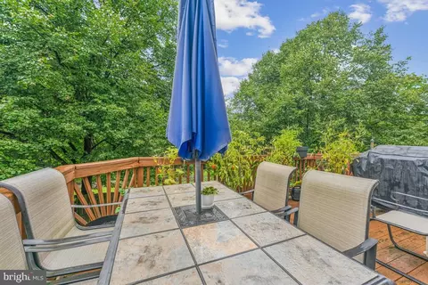 Exterior - 3247 Saint Augustine Ct, Olney, MD 20832 photo 4 of 7
