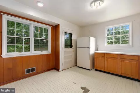 9402 Curran Rd, Silver Spring, MD 20901 photo 24
