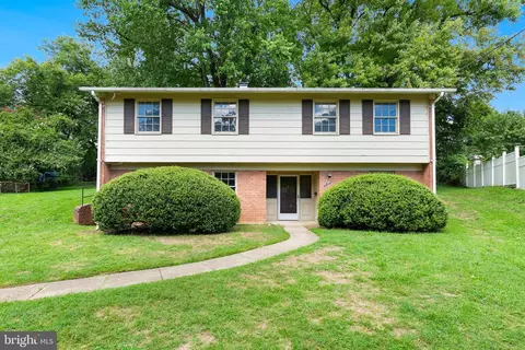 9402 Curran Rd, Silver Spring, MD 20901