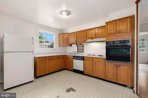 9402 Curran Rd, Silver Spring, MD 20901 photo 25