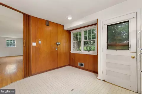 9402 Curran Rd, Silver Spring, MD 20901 photo 23