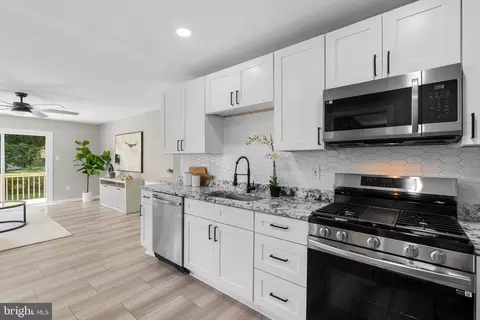 11604 Newport Mill Rd, Silver Spring, MD 20902 photo 9