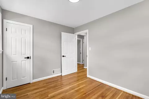 11604 Newport Mill Rd, Silver Spring, MD 20902 photo 18