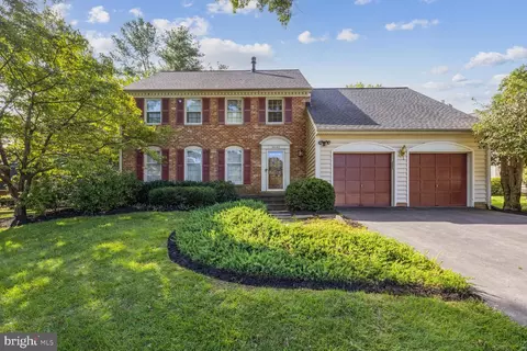 20160 Darlington Dr, Montgomery Village, MD 20886