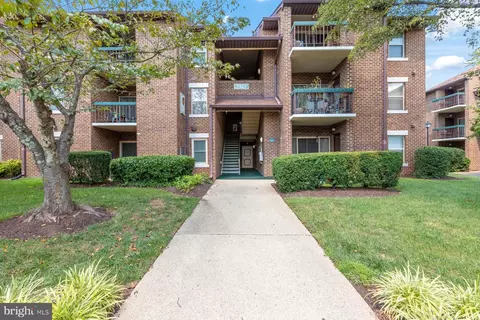 7923 Coriander Dr #104, Gaithersburg, MD 20879