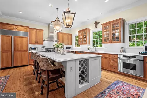 Kitchen - 11217 River View Dr, Potomac, MD 20854 photo 1 of 5