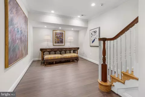 Entry Way - 11217 River View Dr, Potomac, MD 20854 photo 14 of 15