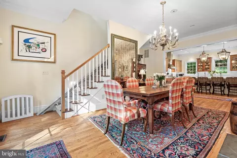 Dining - 11217 River View Dr, Potomac, MD 20854 photo 4 of 7