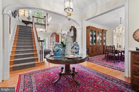 Entry Way - 11217 River View Dr, Potomac, MD 20854 photo 3 of 15